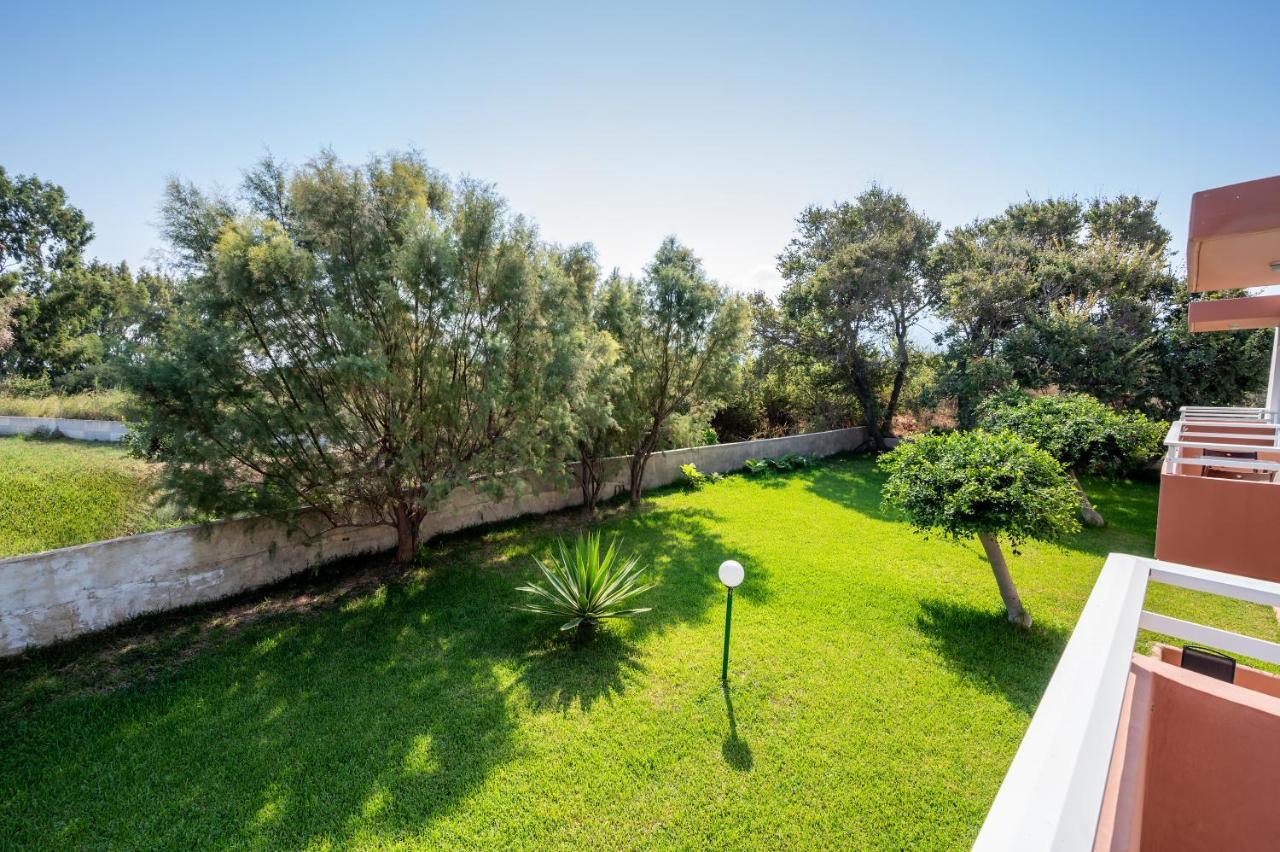 Jonathan Studio Apartments Tigaki Exterior foto